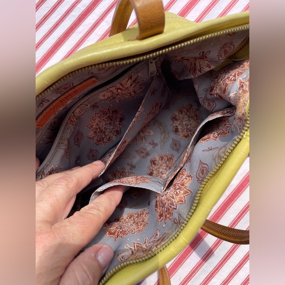 Hobo International mustard yellow leather small tote, in good condition - Picture 6 of 6